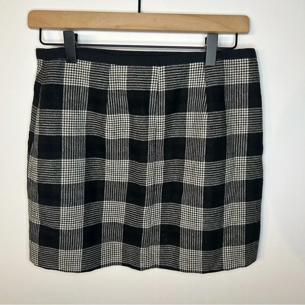 Madewell Women’s Wool Blend Black and White Plaid Wrap Mini Skirt, Size 4 - Picture 8 of 11
